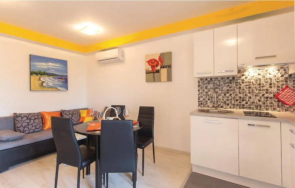 Mirjana Apartment Pjescana Uvala 0*,  Croatia